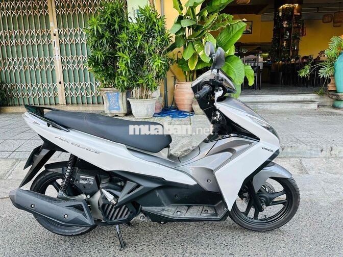 Honda Air Blade 2015 Cam đen