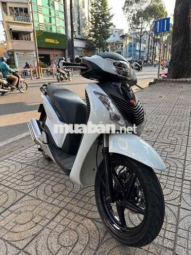 Honda SH150i Nhập khẩu Trắng đen 40141 km