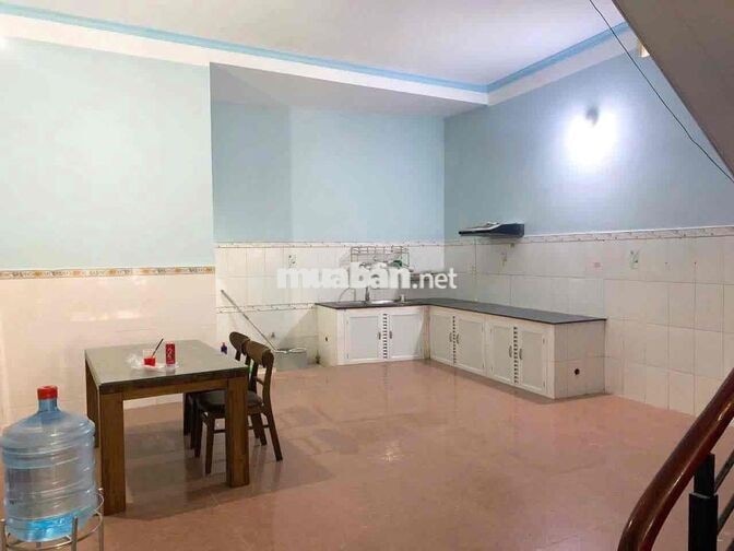 CHO THUÊ NHÀ 1 TRỆT 2 LẦU. GẦN CHỢ GIA VIÊN. PHƯỜNG TÂN HIỆP