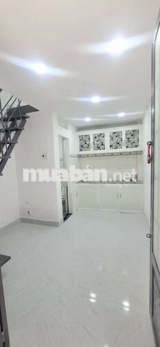 Cần bán căn nhà khu dân cư , nhà đẹp