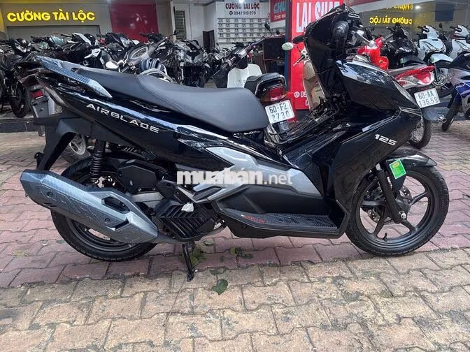 Honda Air Blade 125 2025 Đen 5900 km