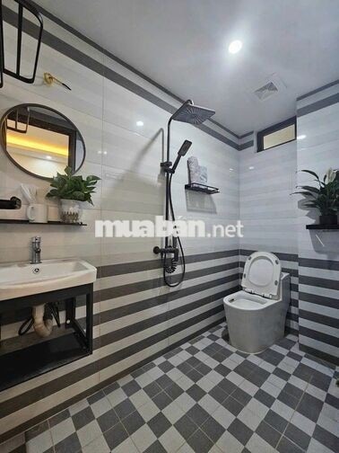 CHO THUÊ CHDV 1N1K Ở KIM MÃ, BA ĐÌNH - GIÁ 7tr6/THÁNG -  45m2
