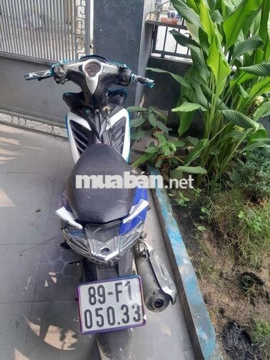 Yamaha Exciter 135 Côn tay Xanh trắng.giá 6tr200k