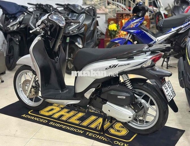 Honda SH Mode 2018 Bạc Đen Poche.Xe Khỏi Bàn