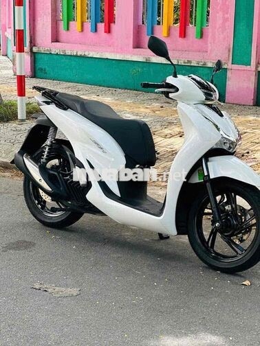 Honda SH 125 Trắng