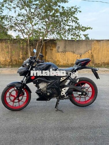 Suzuki GSX 150S Đen