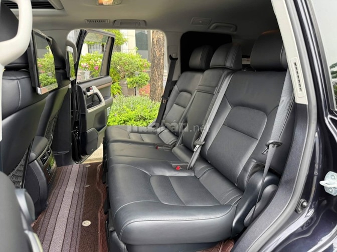 Bán Toyota Land Cruiser 4.6 V8 sản xuất 2020. xe cực mới.