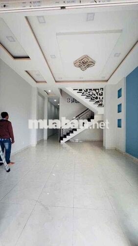 NHÀ SIÊU RỘNG SÂN Ô TÔ 5x32 GIÁ 11 TRIỆU TL37