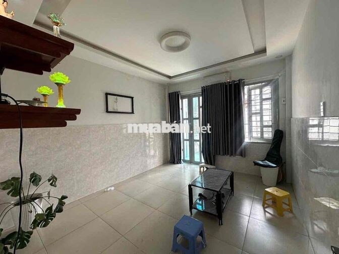 CHO THUÊ NHÀ ÂU CƠ 4x30M – MẶT BẰNG RỘNG, NHIỀU PHÒNG – 27TR/THÁNG