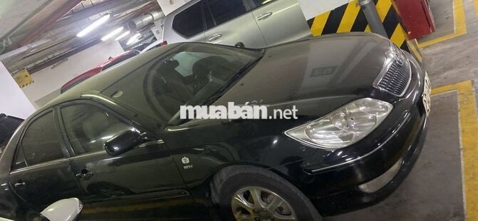 Toyota Camry màu Đen