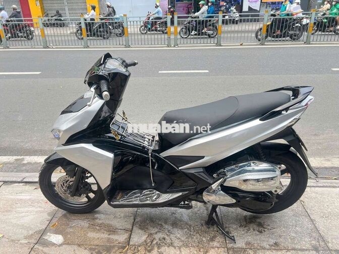 Honda Air Blade 2017 Đen Bạc 90%