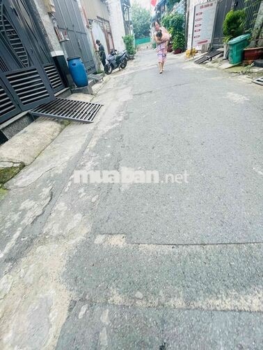 cho thuê nhà nguyên căn đường lê văn quới 8m thông