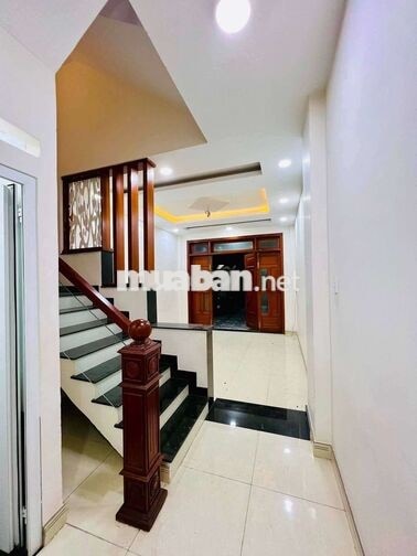 NHÀ SẠCH ĐẸP, DT 4*22, TRỆT LẦU, 4PN, GẦN ĐẠI HỌC NGUYỄN TẤT THÀNH 