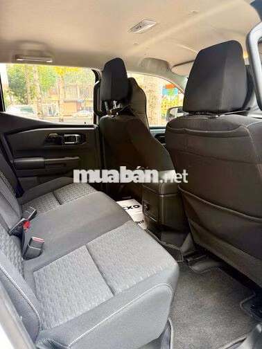 Mitsubishi Triton 2026 AT 4x2 9000 km Trắng