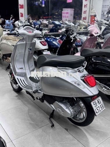 Piaggio Vespa Sprint 150 ABS iGet Bạc