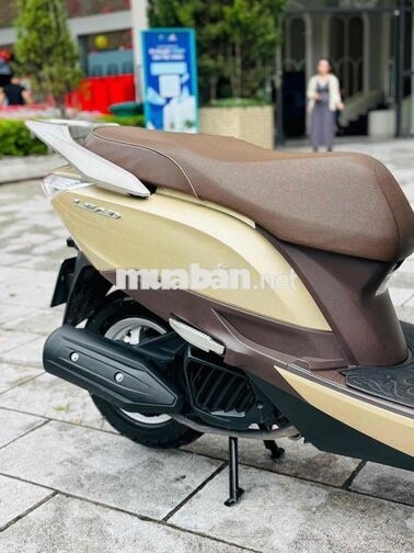 Honda Lead 125fi Vàng cát sơn máy zin 100% 1 chủ