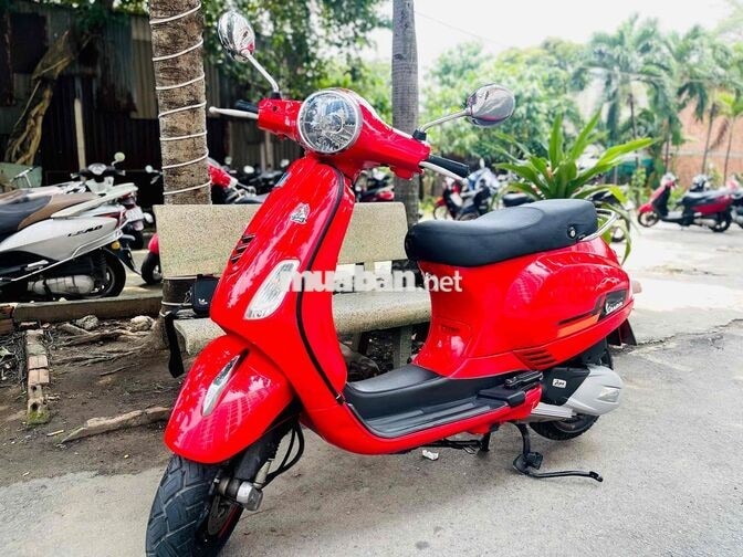 Piaggio Vespa LX iGet Đỏ 33000 km