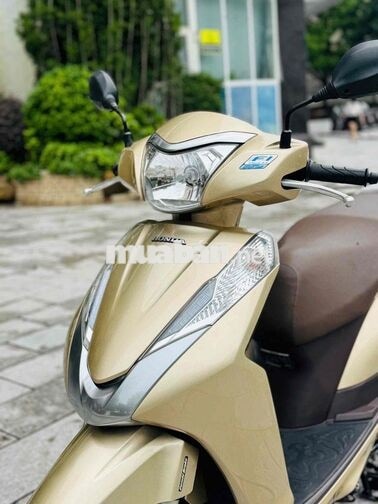 Honda Lead 125fi Vàng cát sơn máy zin 100% 1 chủ