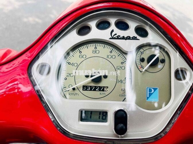 Piaggio Vespa LX iGet Đỏ 33000 km