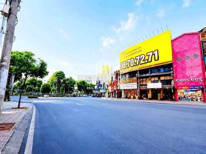 🏢 Nhà 6x13m Trệt 3 Lầu Suốt – Ngay Vòng Xoay Ngã 6 Cộng Hòa