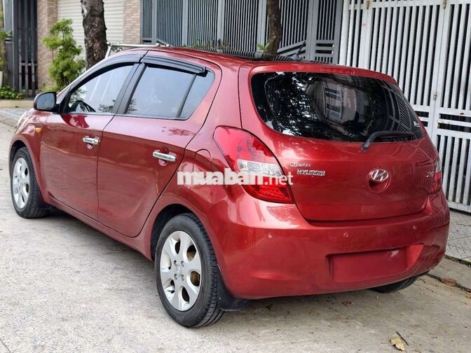 Hyundai i20 2012 Số tự động Đỏ Nhập khẩu