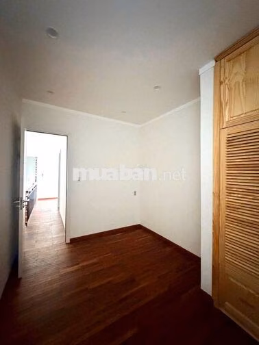 CHO THUÊ NHÀ Ở KINH DOANH 1 TRỆT 1 LẦU PHƯỜNG 7 GIÁ 10 TRIỆU/ THÁNG