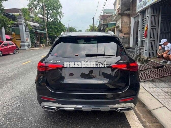 Mercedes-Benz GLC 300 4MATIC 2025 Đen Tự động