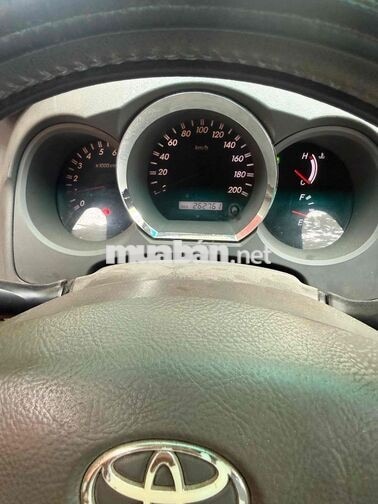 Toyota Fortuner 2010 2.7V 4x4 AT - 262700 km