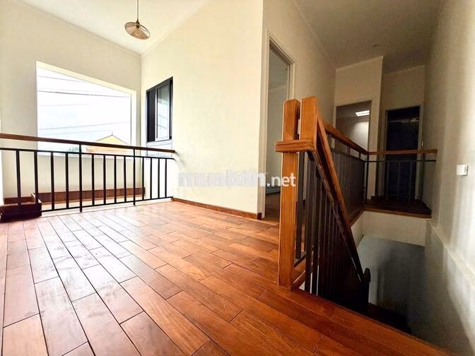 CHO THUÊ NHÀ Ở KINH DOANH 1 TRỆT 1 LẦU PHƯỜNG 7 GIÁ 10 TRIỆU/ THÁNG