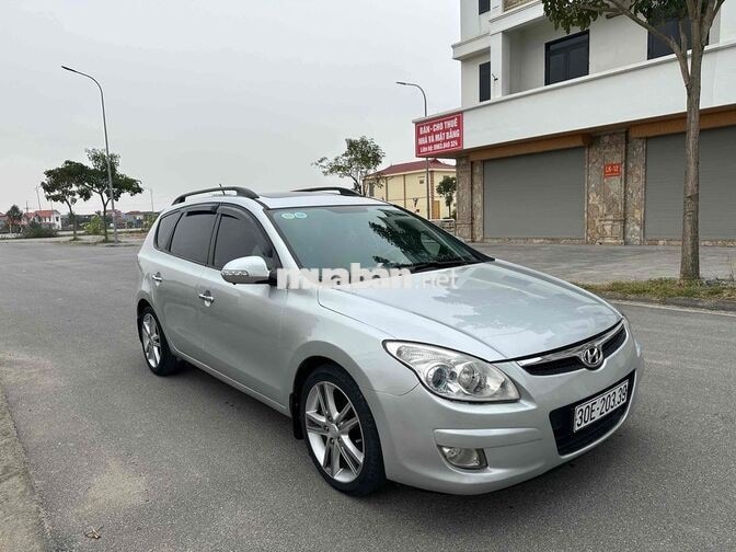 Hyundai i30 CW 2009 Bạc