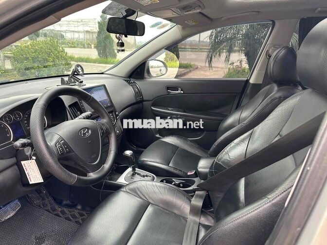 Hyundai i30 CW 2009 Bạc