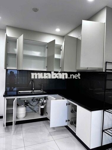 BÁN GẤP CĂN 2PN CÓ NỘI THẤT CC SKYVIEW THỦ DẦU MỘT GIÁ NGỘP