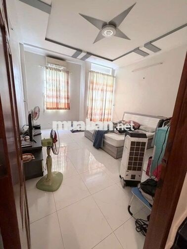 Bán Nhà 4 Tầng - 4PN - 60M2 ĐƯỜNG PHÚ ĐỊNH P16 Q8