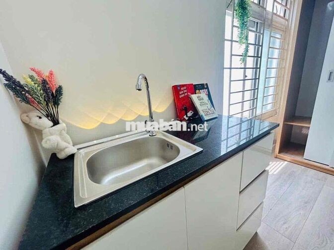 🔥Căn Hộ Cửa Sổ Thoáng Full Nội Thất Mới Tinh Ngay Nguyễn Trãi Quận 1