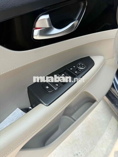 KIA Cerato 2020 1.6 Luxury Xanh Đét 100.000 km