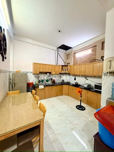 🌹🌹🌹MTKD Yên Đỗ, Ngay Luỹ Bán Bích 63m2 3 tầng giá chỉ 8.5 tỷ