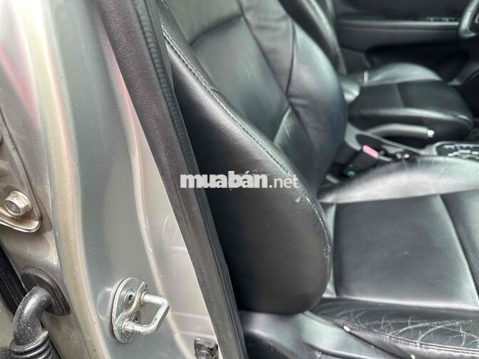 Hyundai i30 CW 2009 Bạc