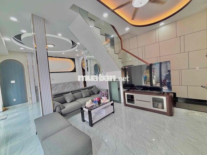 CHO THUÊ NHÀ PHỐ MỚI XÂY FULL NỘI THẤT CAO CẤP QUẬN 7