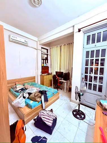 🌹🌹🌹MTKD Yên Đỗ, Ngay Luỹ Bán Bích 63m2 3 tầng giá chỉ 8.5 tỷ