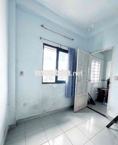 Phòng trọ gác lửng Phan Văn Trị - Bình Thạnh