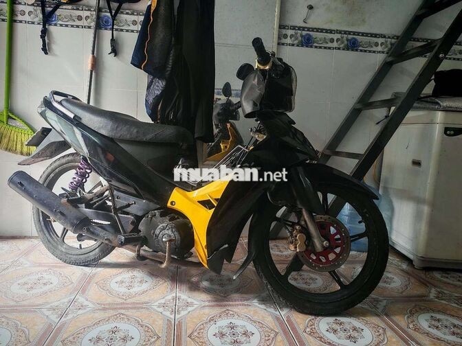 Yamaha Sirius 110cc Đen vàng