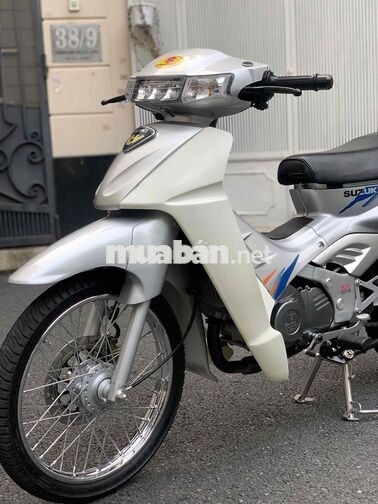 Suzuki RG110 Sport 6 số Bạc Malaysia