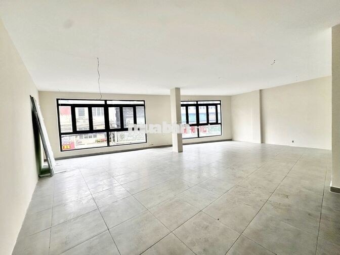 CHO THUÊ MẶT BẰNG 180M2 MẶT TIỀN TẠI PHƯỜNG 2 ĐÀ LẠT GIÁ 40