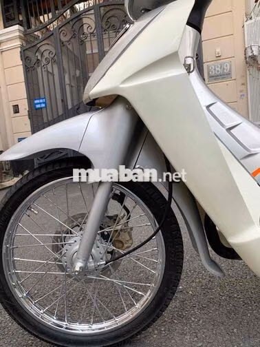 Suzuki RG110 Sport 6 số Bạc Malaysia