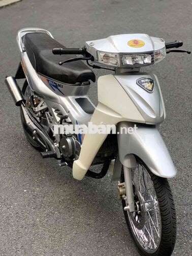 Suzuki RG110 Sport 6 số Bạc Malaysia