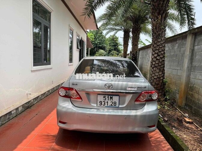 bán Toyota Altis tự động 2010