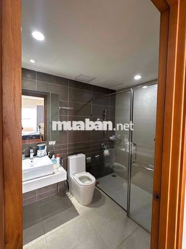Cho thuê căn hộ Sunrise City Central, View Hướng q1 Landmark 81