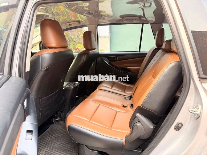 Toyota Innova MT Model 2017 Ánh Kim
