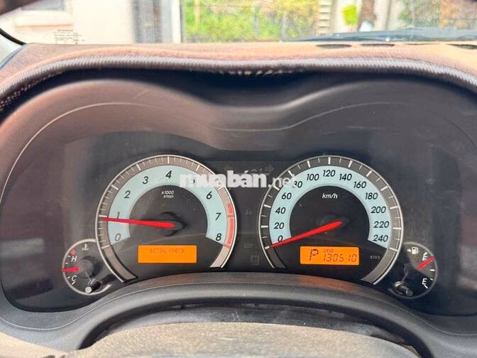 bán Toyota Altis tự động 2010