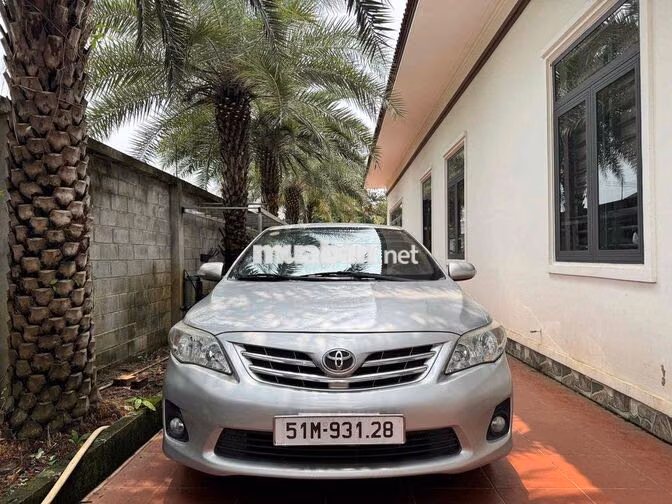 bán Toyota Altis tự động 2010